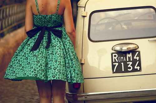 back-car-dress-girl-green-vintage-Favim.com-40281